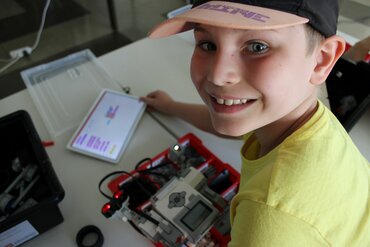 Roboter Camp Horn