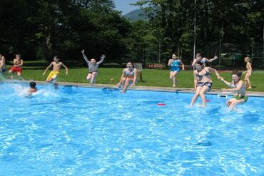 Sommersport- und Aktivcamp mit Selbstverteidigung Parkschlössl