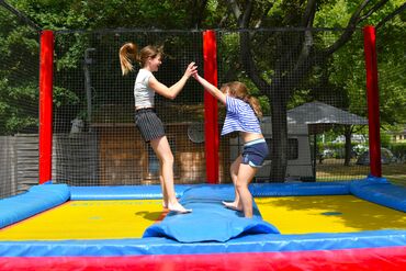 BERLITZ Englischtagescamp Wien / Parkour & Trampolin