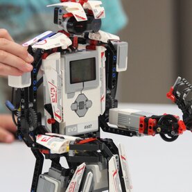 Roboter Camp Horn