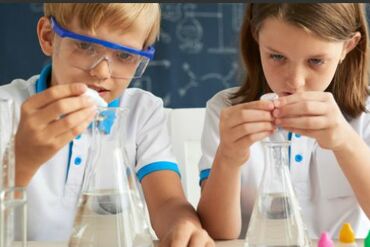 Chemiecamp im Theresianum
