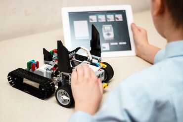 Robotik- & Programmiercamp LEGO Mindstorms / Robomaniac Wien / Ostern