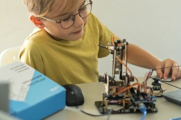 Roboter-Arm Camp / Sommer / 1020 Wien